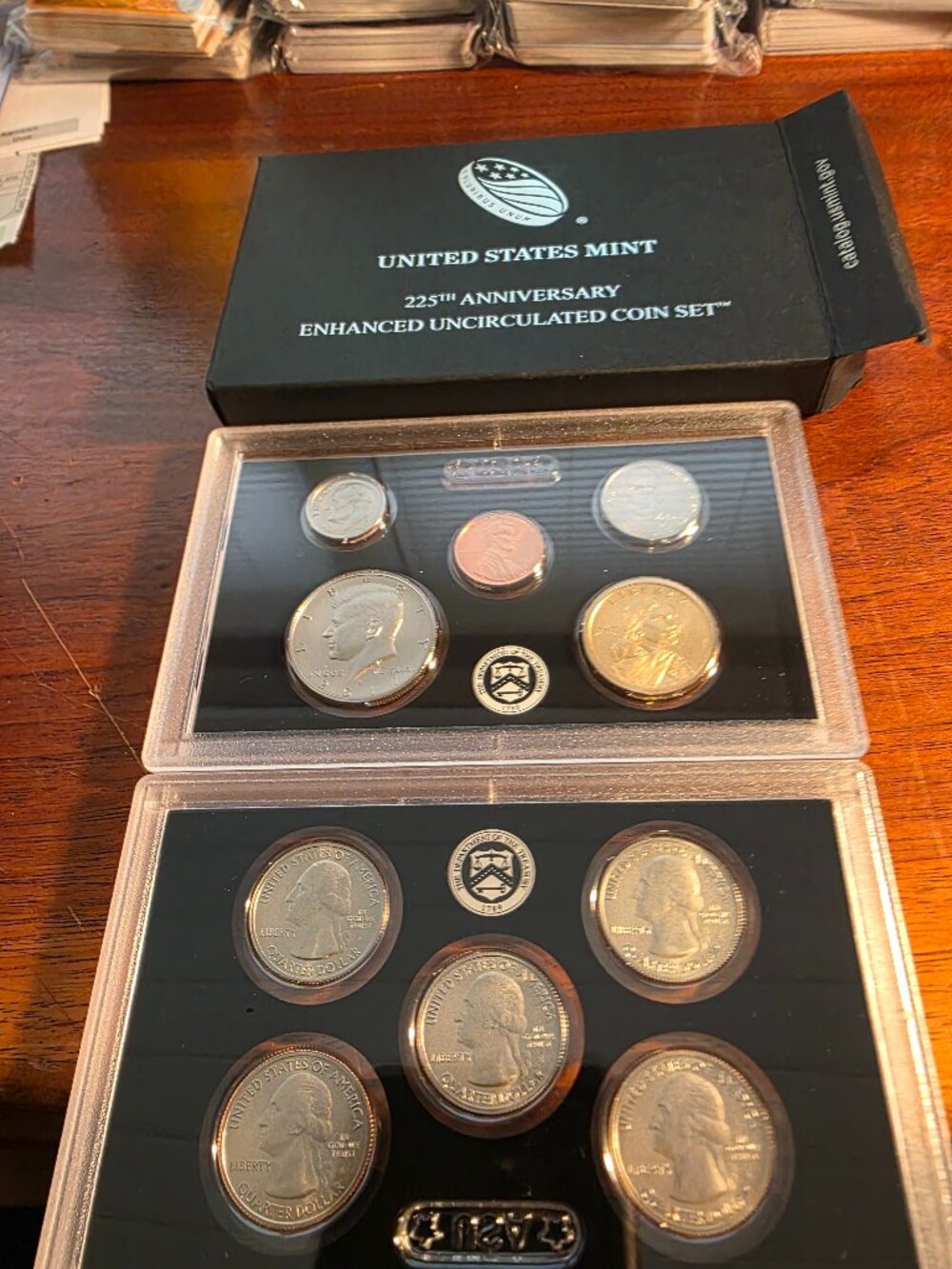 2017 S UNITED STATES MINT 225TH ANNIVERSARY ENHANCD UNCIRCULATED COIN SET